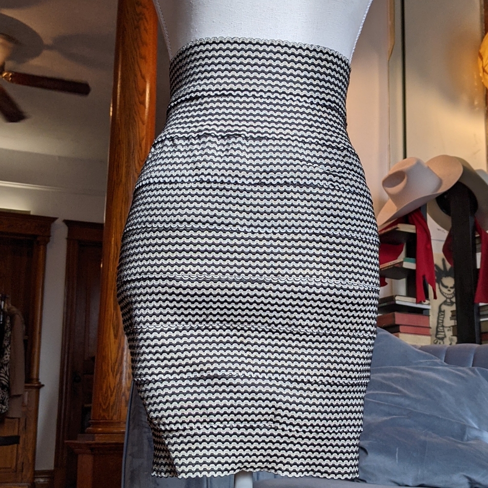 Tight stretch hi waist secretary pencil sk…